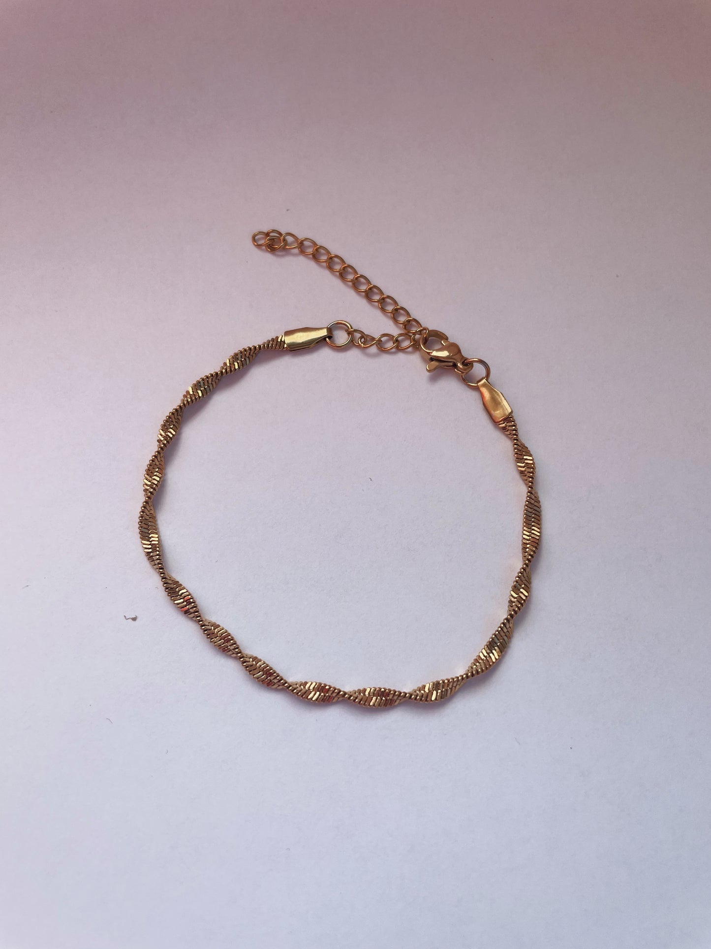Twisted Sleek Armband